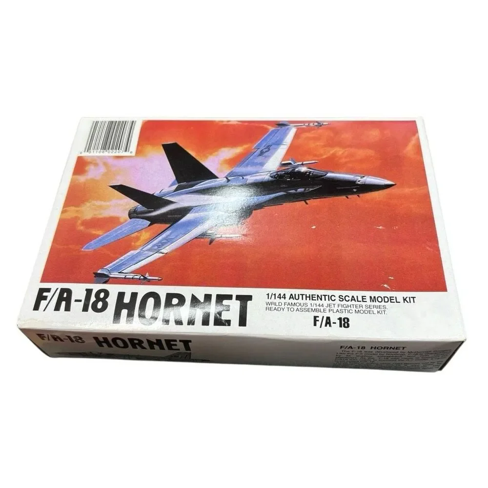 Vintage FA-18 Hornet 1/144 Scale Model Kit Unassembled Sealed Parts No 02207⁠